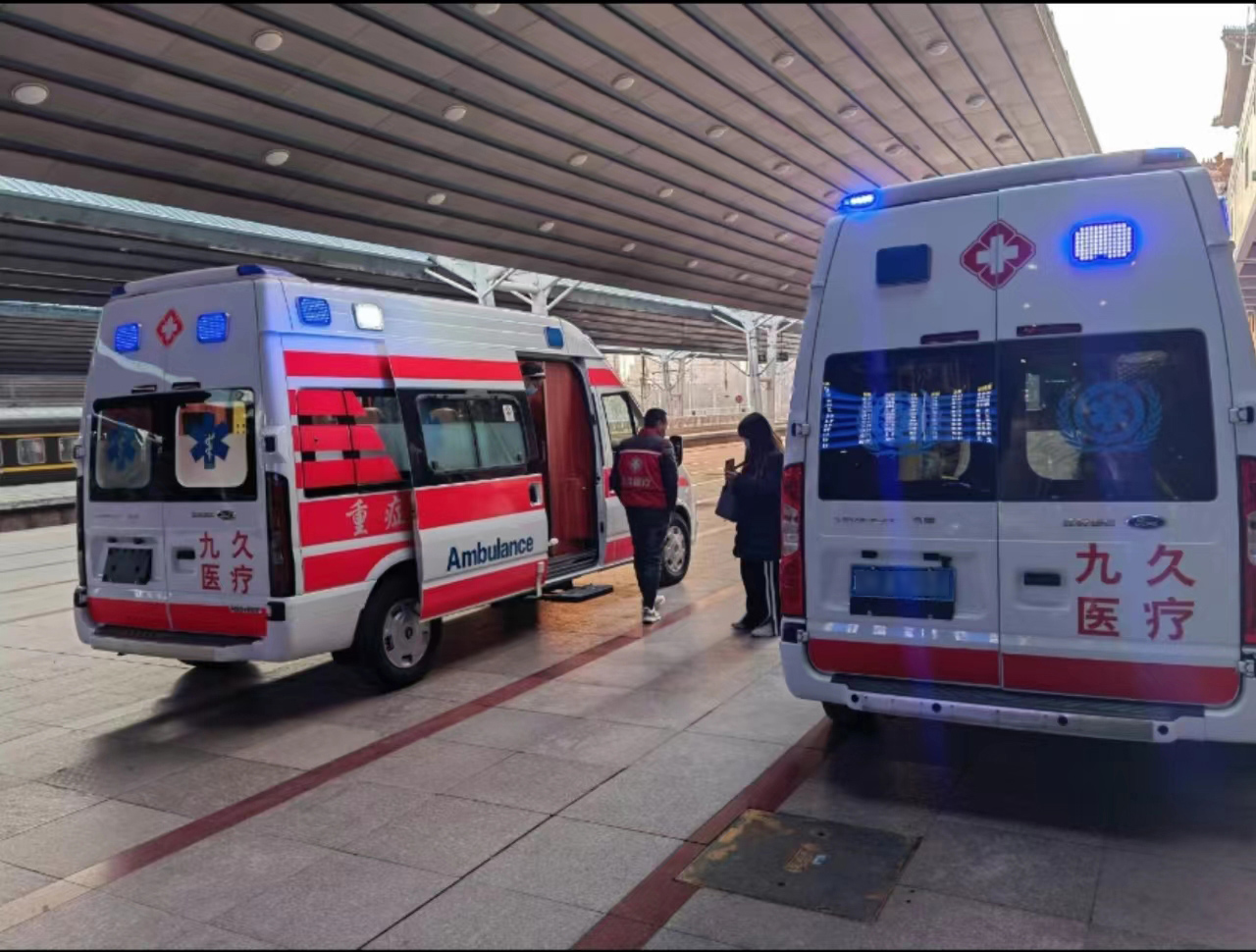 金湖县救护车长途转运